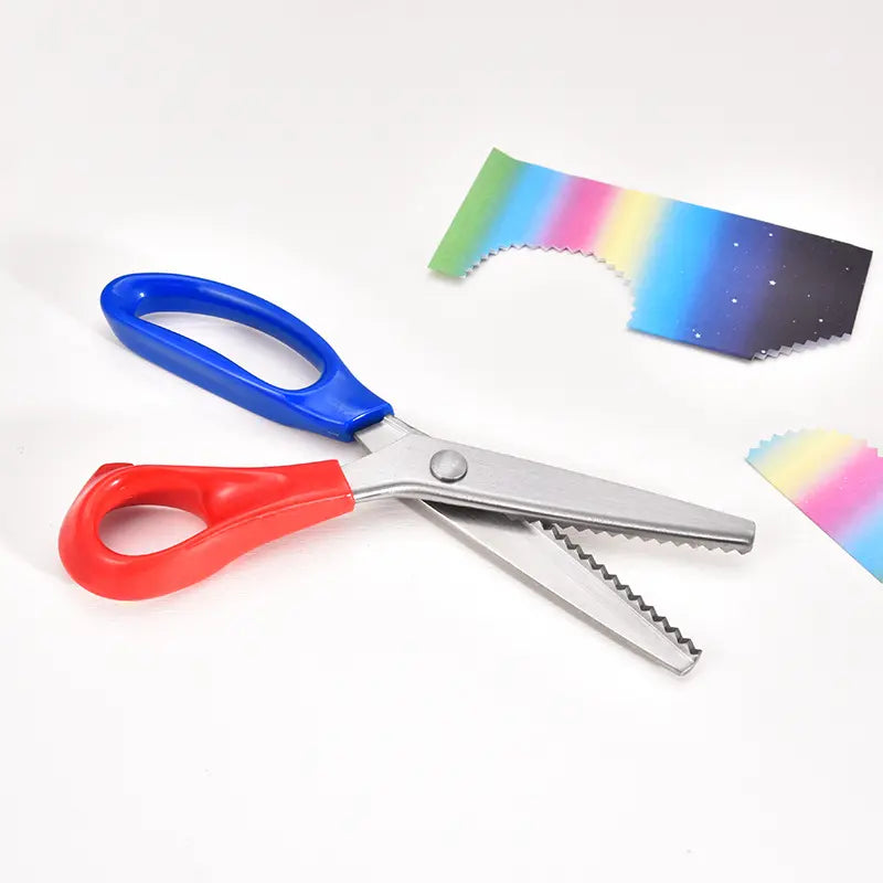 ✂️✨ Barkács varró- és csipkeolló 🧵💖 Precíz és egyszerű vágás bármikor, segítve saját remekművek létrehozását 🎀🌟
